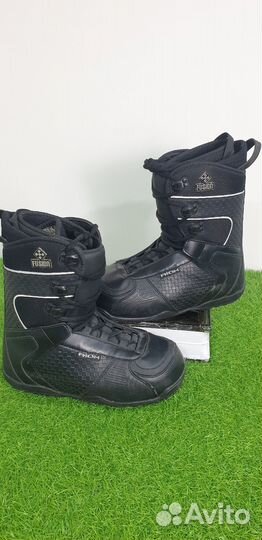 43 рос. размер Сноубордические ботинки