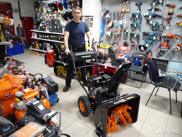 Снегоуборщик Patriot PRO 750 - 8 л/с