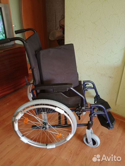 Инвалидная коляска Ortonica Base Lite 300