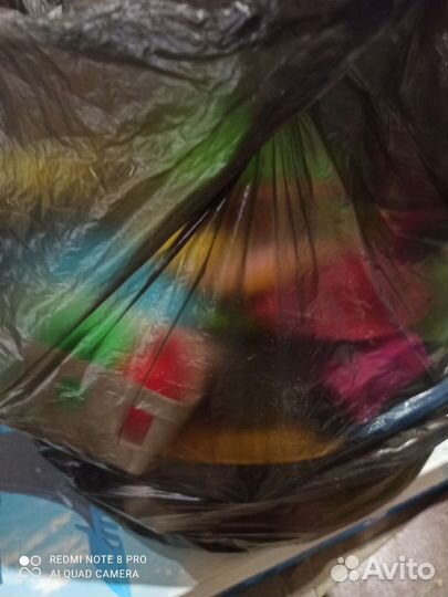 Детская посуда, фрукты и разная мелочь