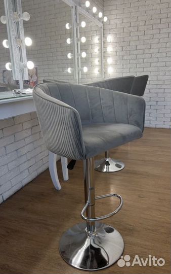 Барный стул