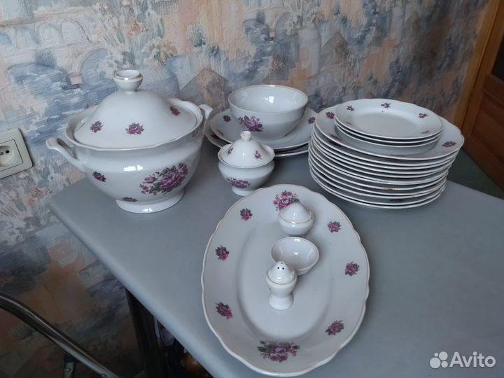 Сервиз столовый