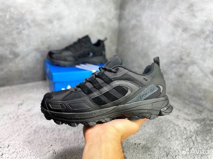 Кроссовки adidas sftm