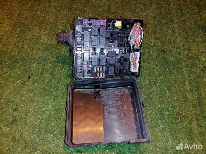 Блок предохранителей Mitsubishi Outlander Xl CW5W