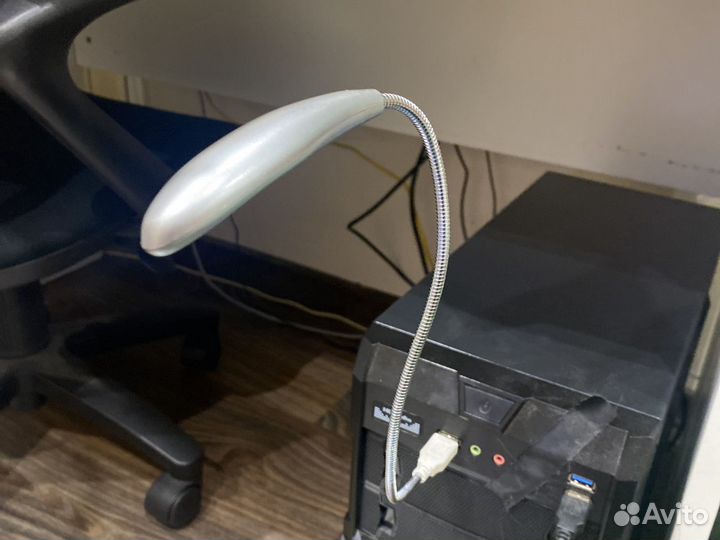 Компьютерная лампа