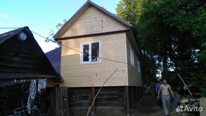 Бригада строителей