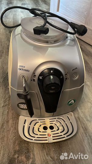 Кофемашина Philips Saeco Xsmall