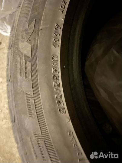Bridgestone Dueler H/P Sport 255/55 R19 111Y