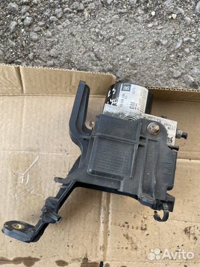 Блок ABS тормозной системы Opel Astra H