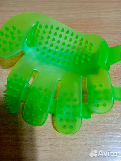 Чесалка для шерсти кошек и собак