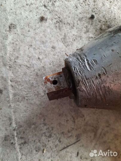 Пневмогайковерт