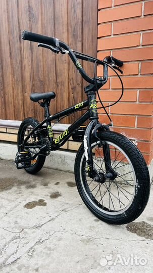 Трюковой велосипед BMX
