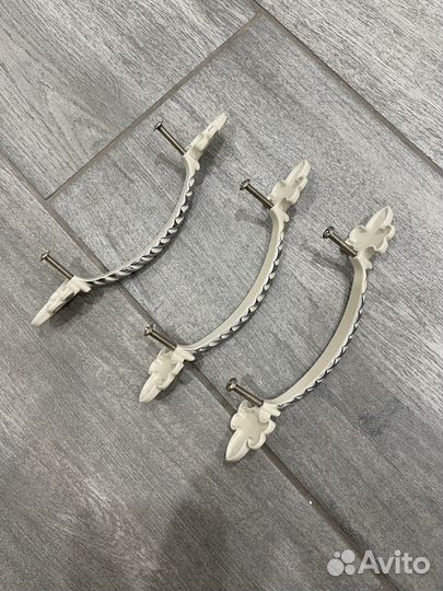 Мебельные ручки