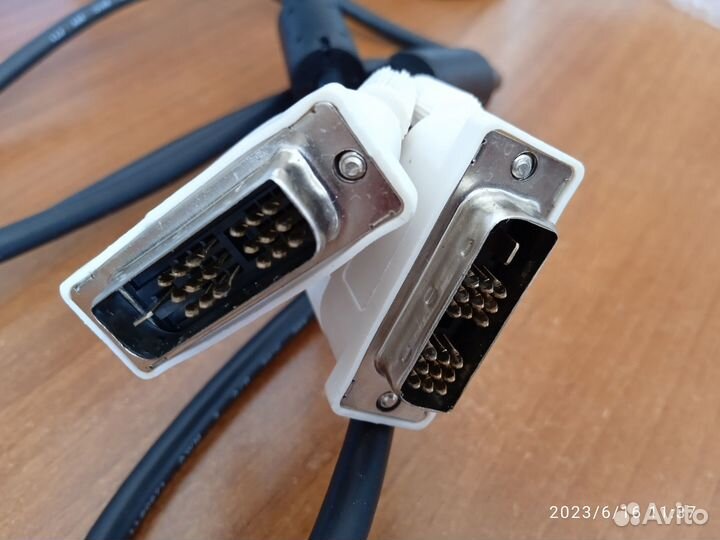 Кабель монитор-компьютер DVI - DVI длина 1,8 м