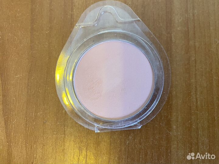 Тени для век velvet