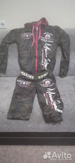 Спортивный костюм женский