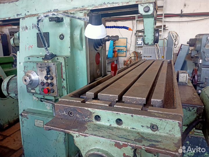 Станок фрезерный 6Т83