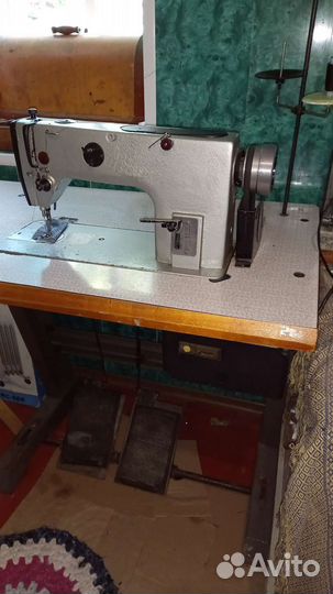 Швейная машинка