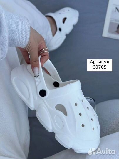 Шлепанцы crocs женские