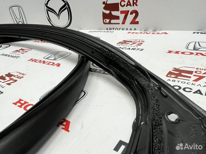 Уплотнитель двери задний Mazda CX-5 KF 2017-2024
