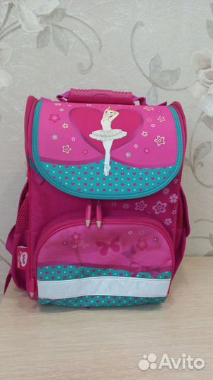 Рюкзак школьный