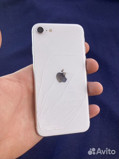 iPhone SE (2020), 64 ГБ