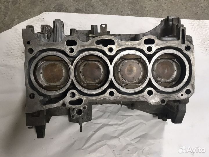 Блок двигателя Toyota 2AZ