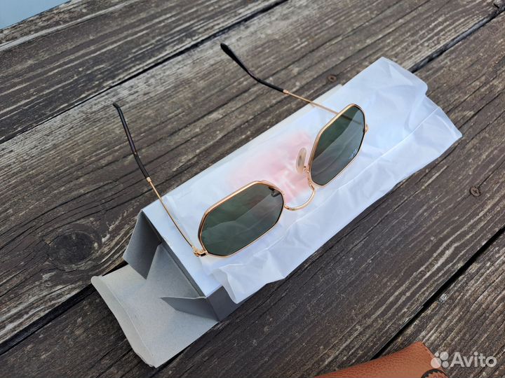 Солнцезащитные очки