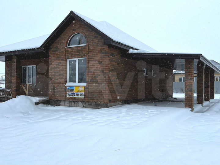 Дом 179 м² на участке 7 сот.