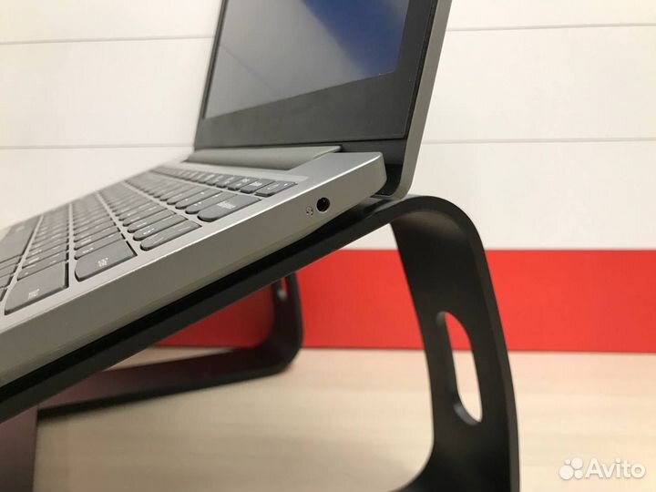 Компактный и стильный Lenovo