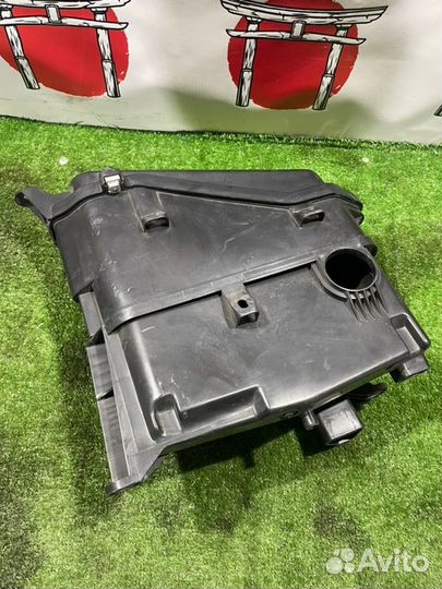 Корпус блока управления двигателем Lexus Is250