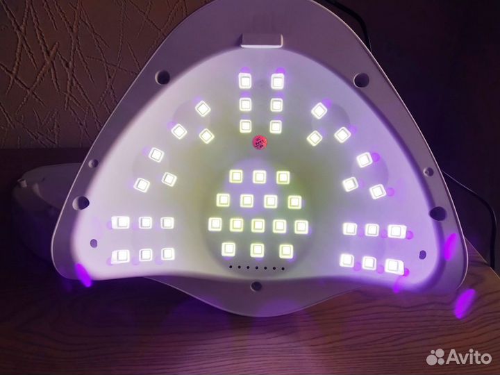 Новая лампа UV / LED для маникюра