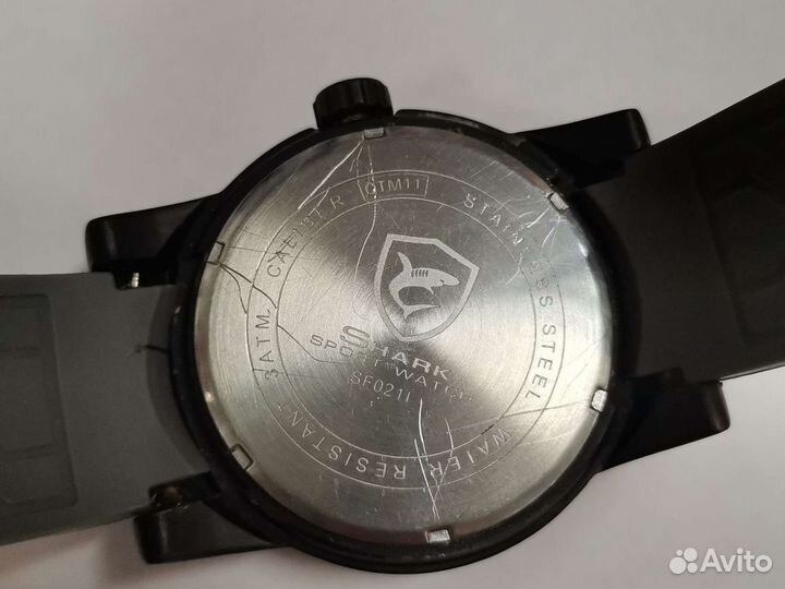 Часы водонепроницаемые