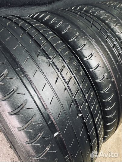 Viatti Strada Asimmetrico V-130 205/55 R16