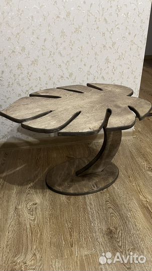 Стол кофейный