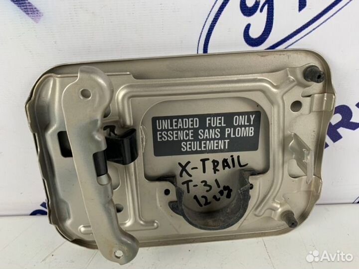 Лючок бензобака Nissan X-Trail T31 2.0 (MR20DE)