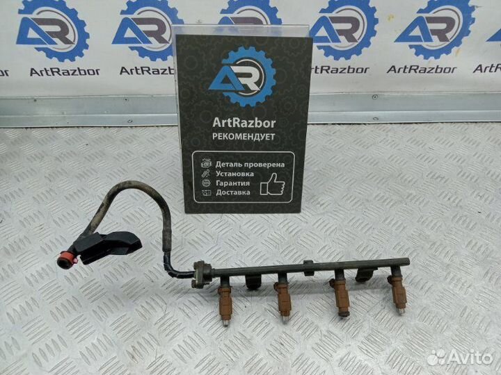 Рейка топливная (рампа) Mitsubishi Colt 6 Z25A 1.3