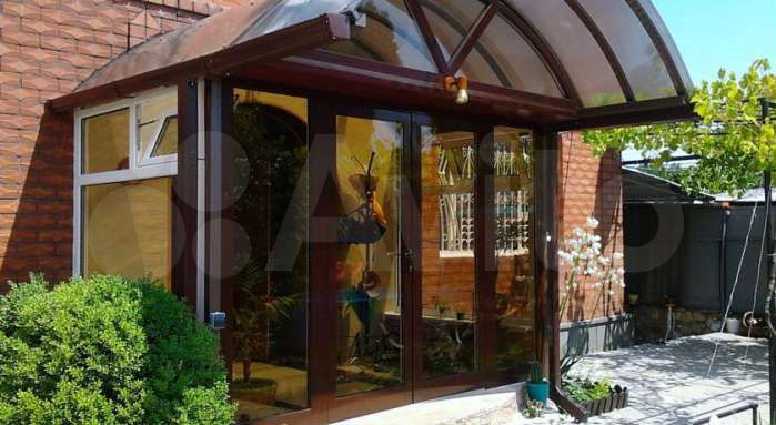 Дом 319 м² на участке 10 сот.