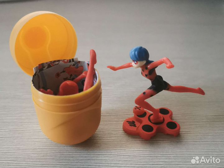Kinder Surprise Леди Баг