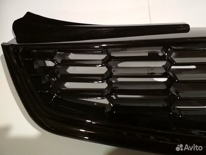 Решётка радиатора ваз 21704 Приора 2
