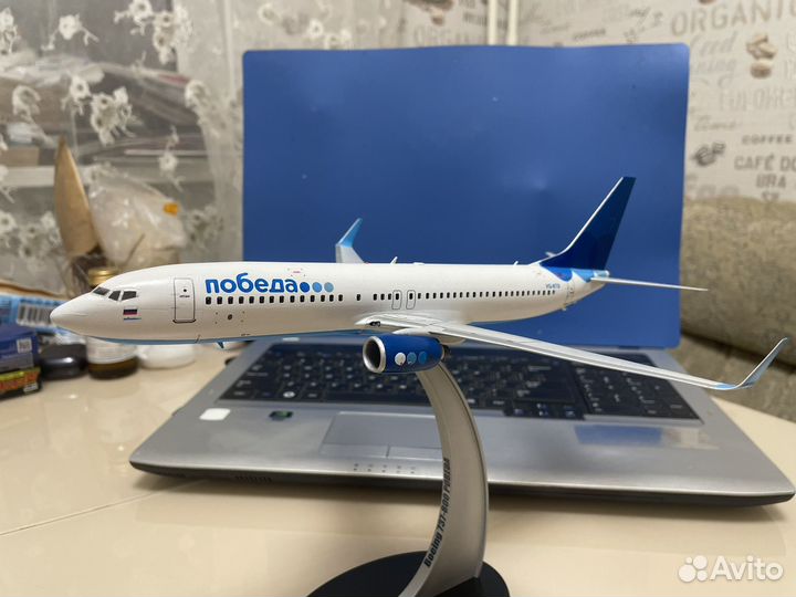 Модель самолета Boeing 737-800 ак 
