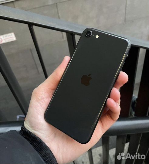 Оригинал iPhone SE (2020) 64gb
