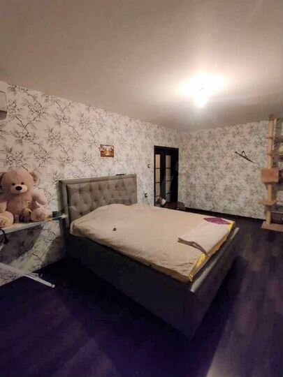 2-к. квартира, 65 м², 17/25 эт.