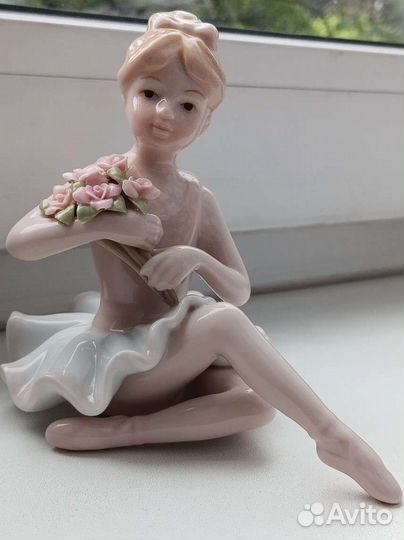 Статуэтка Pavone балерина фарфор