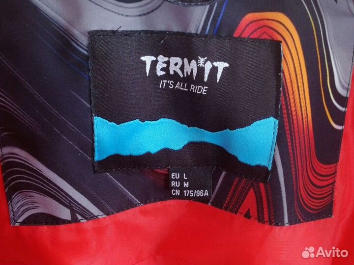 Сноубордическая куртка