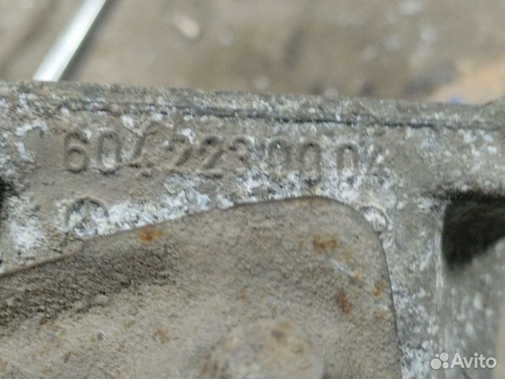 Кронштейн опоры двигателя мерседес w202