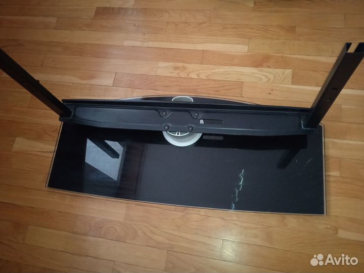 Тв-подставка Philips (+ кронштейн, прочная)