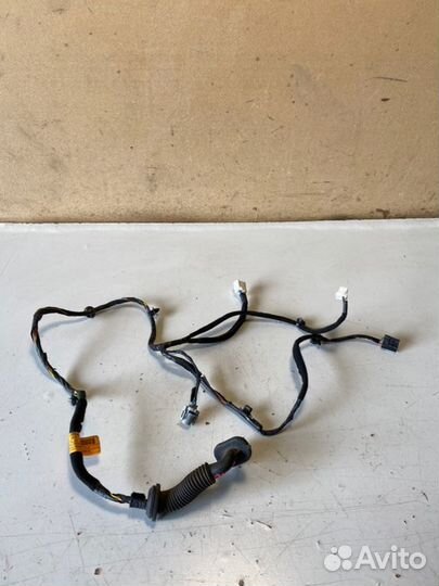 Проводка двери задняя правая Kia Rio 3