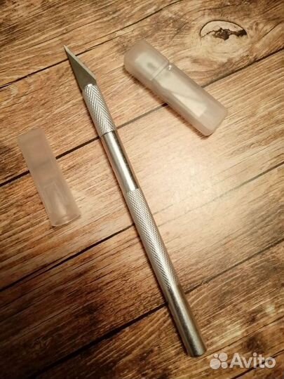 Нож для моделиста со сменными лезвиями, новый