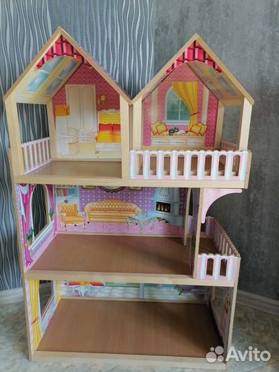 Кукольный домик